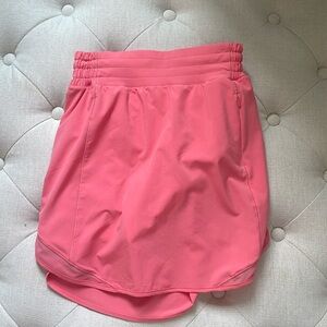 Lululemon athletic skirt in color, pale raspberry size 4